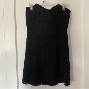Forever 21 Strapless Black Lace Dress
